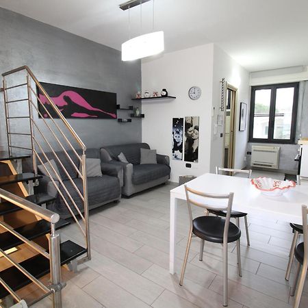 Corona'S Apartment- Fronte Spiaggia 拉卡勒塔 外观 照片